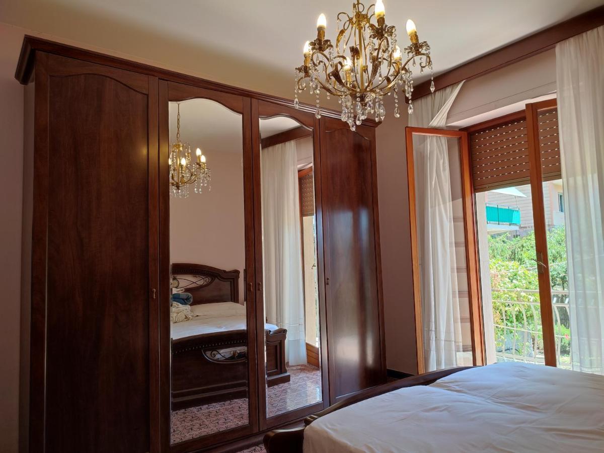 Apartment La Casa Di Yuri - Free Private Parking & Air Conditioning Recco